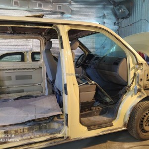 Фольксваген Транспортер T5 2008 Бежевый класс А (эконом) до и после
